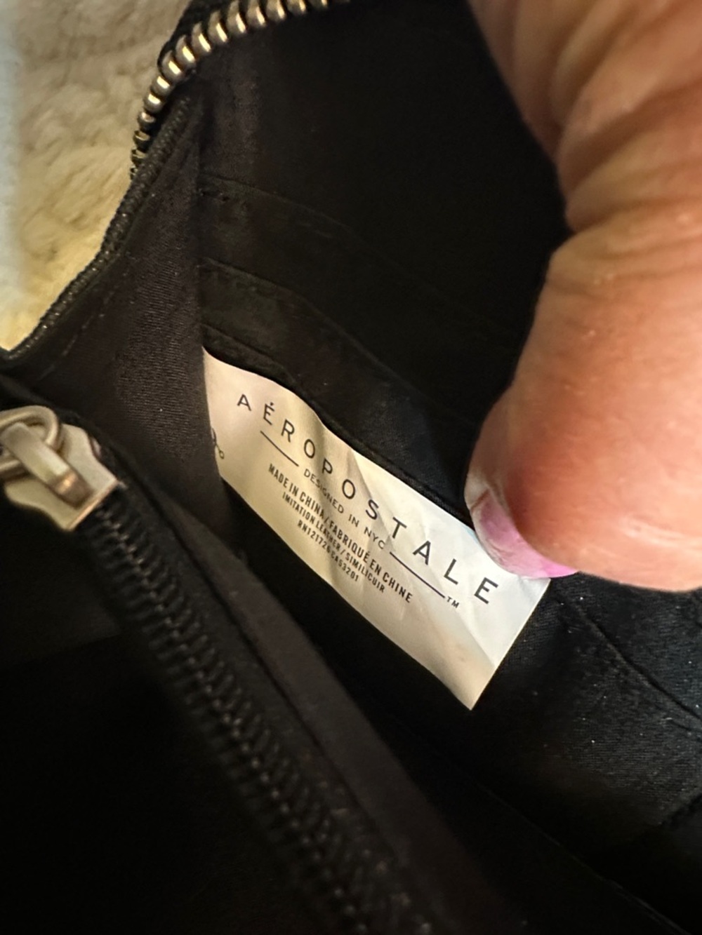 Aeropostale Black Zip Wallet with Silver Hardware - Picture 3 of 7